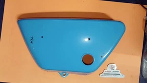 GENUINE SUZUKI TS250 1972 SIDE COVER DAYTONA BLUE OEM 47211-30000-137 FAST SHIP - Picture 1 of 3