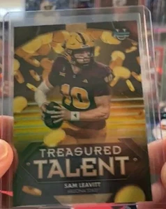 2025 Bowman Chrome Sapphire U Sam Leavitt Treasured Talent - Bild 1 von 1