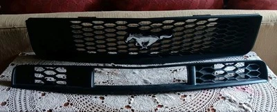 Ford Mustang Grill 2006 2007 2008 2009 superior e inferior 5r33-17k945-aaw 13715 Foto 1 de 4