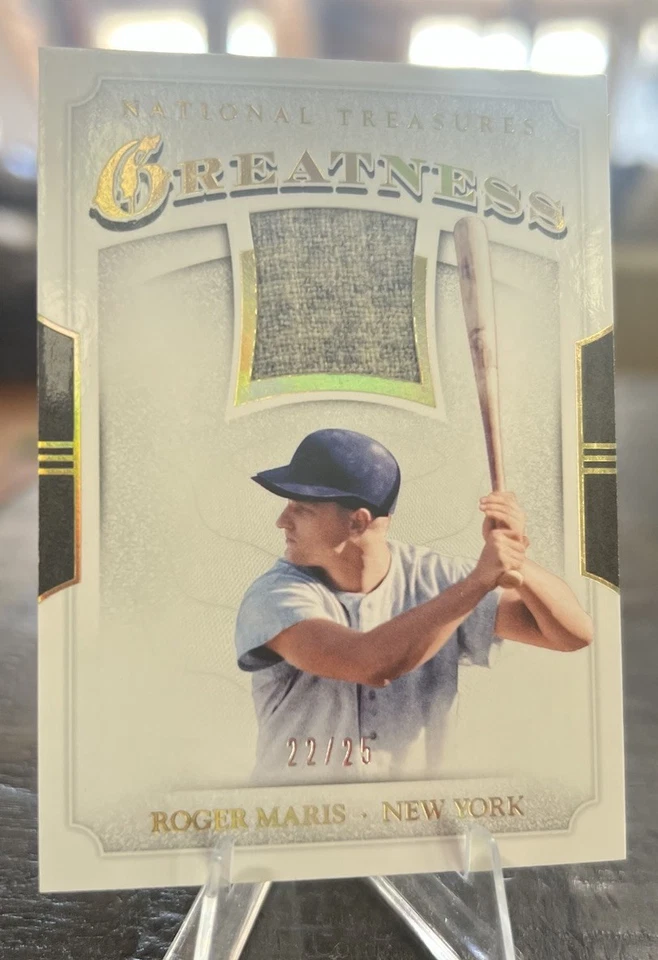 2017 Panini National Treasures - Greatness Roger Maris #G-RM Holo Gold /25 (MEM) - Imagem 1 de 2