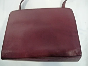 Kenneth Cole New York Small Burgundy Red Leather Crossbody Used Purse Kiss Lock - Picture 1 of 11