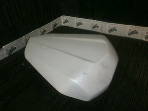 Yamaha YZF R6 2C0 2006 07 Rücksitzbank Verkleidung 10/23 - Bild 1 von 4