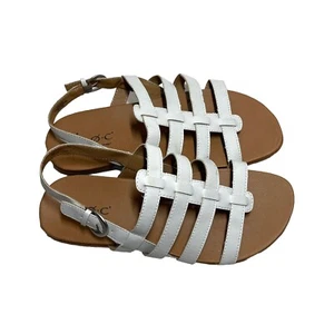 BOC Born Of Concept Women’s Size 9M White Strappy Flat Sandals Buckle Sling Back - Picture 1 of 13