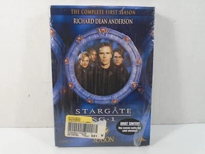 STARGATE SG 1 (TV SHOW) THE COMPLETE FIRST SEASON--5 DVD SET (LOOK) - Picture 1 of 4