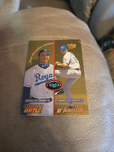 2001 Fleer Ultra Gold Medallion Edition Hector Ortiz Jeff D'Amico #243G - Foto 1 di 2