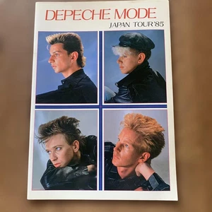 Libro de gira raro de Depeche Mode Japón 1985 algún gran programa de conciertos de recompensa - Imagen 1 de 4