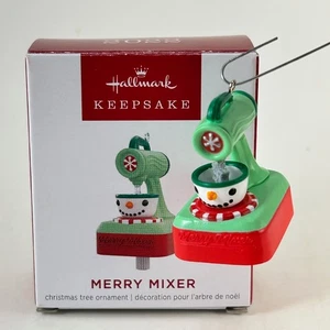 2022 Merry Mixer MINIATURE Hallmark Ornament - Turn Knob Wind Up Motion WORKS - Picture 1 of 9