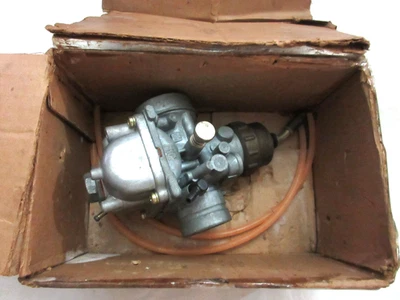 Yamaha RD350B NOS Right Carburetor RD350 RD350A  Mikuni Packing     360-14102-02 - Image 1 of 4