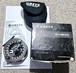 Carrete de pesca con mosca GREYS GX900 4/5/6wt con bolsa y caja, etc. - Excelente estado - Imagen 1 de 8