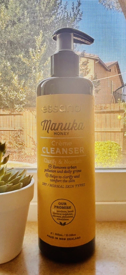 Essano Manuka Honey Cream Cleanser Clarify & Nourish Made In New Zealand - Image 1 of 1