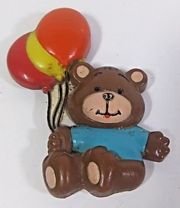 Dakin Bär Ballon Magnet 3 Zoll Vintage Young Things 1982 Kunststoff Mehrfarbig - Bild 1 von 2