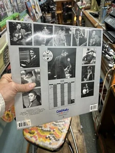Elvis Presley 16 Monate 2001 Kalender The Wertheimer Collection Factory Sealed - Bild 1 von 4