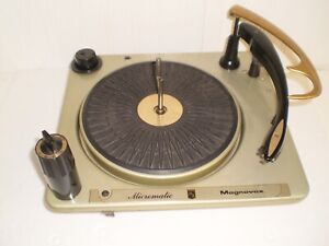 Platine tournante stéréo 4 vitesses Magnavox micromatic années 1960