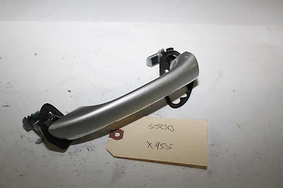 00-06 MANIJA PUERTA EXTERIOR TRASERA IZQUIERDA MERCEDES-BENZ W220 S500 S430 PLATEADA X955 Foto 1 de 4