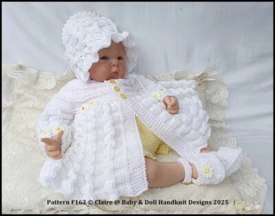 CLAIRE'S BABY & DOLL HANDKNIT DESIGNS KNITTING PATTERN STUNNING 3D EFFECT PATTERN COAT SET 16-22" DOLL OR 0-3M BABY