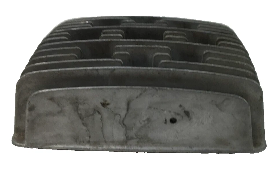 ROTAX SKI-DOO 420 813 850 VINTAGE SNOWMOBILE CYLINDER HEAD FITS 72 398 GOOD USED - Image 1 of 4