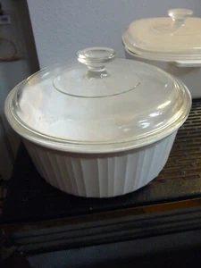 Corning Ware French White 2.5 Liter Round Casserole Dish Pyrex Glass Lid - Bild 1 von 3