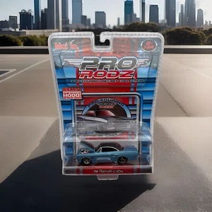 Maisto Pro Rodz ‘70 Plymouth GTX, 1:64 Metal Light Blue Custom Shop Pro-Touring - Picture 1 of 10