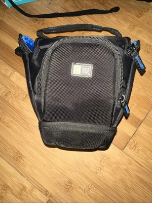 Case Logic Camera Holster Black Nylon Sling Strap Padded 6" Zippered Pouch - Image 1 of 3
