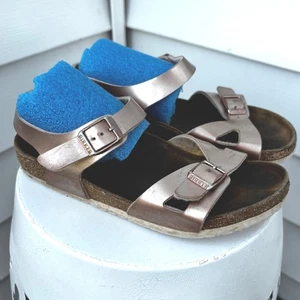 Sandalias Birkenstock para niños oro rosa metálicas correa ajustable EU 34 US 2 - Imagen 1 de 6