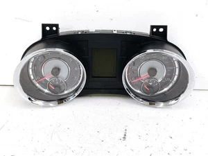 Chrysler Town & Country V 2014 Benzin Geschwindigkeitsmesser Cockpit 208kW - Bild 1 von 8