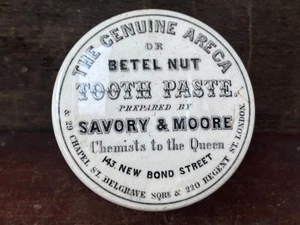 59564 Alt Vintage Antik Bedruckt Eisenstein Zahnpasta Topf Deckel London Moore - Bild 1 von 14