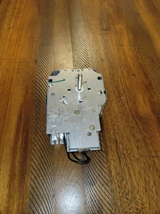 Whirlpool Maytag Timer per lavatrice WP22001924 / 6 2095920 - Foto 1 di 2
