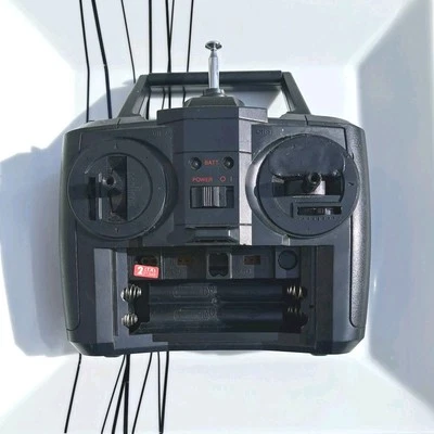 Vintage FUTABA 27MHz RC CONSOLE Transmitter. - Image 1 of 2