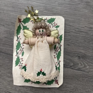 Vintage? Handmade Angel Pin Brooch adorable mixed materials Christmas holiday - Picture 1 of 8