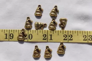 Colgante 16x10mm Estilo Tibetano Sombreros de Papá Noel Dije RS47 Antiguo Dorado 10 un. - Imagen 1 de 1