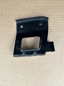 97-04 CORVETTE C5 REAR QUARTER PANEL LOWER BRACE LH 10263983 - Picture 1 of 2