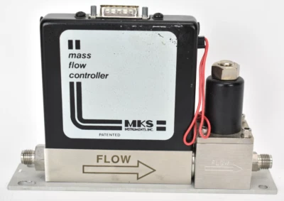Controlador de flujo másico MKS tipo 1259C-10000SV - Gas N2 - Rango 10000 SCM Foto 1 de 4