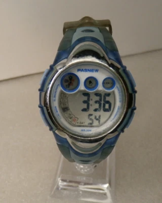 Reloj deportivo digital Pasnew para mujer - resistente al agua Foto 1 de 4
