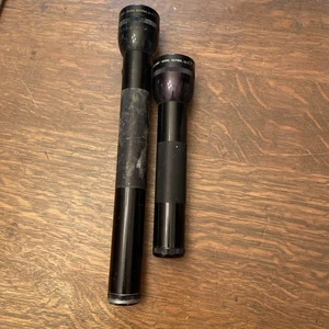 Lote de piezas o reparación de linterna Maglite D Cell Maglite se vende como está - Imagen 1 de 14