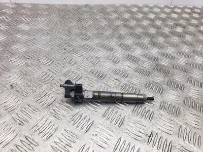 INIETTORE CARBURANTE BMW SERIE 6 F13 3.0 DIESEL 7823461 2012 - Immagine 1 di 4