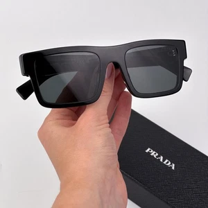 Prada Women Sunglasses Black Grey Rectangle PR19WSF 1AB5S0 NEW AUTHENTIC - Picture 1 of 9