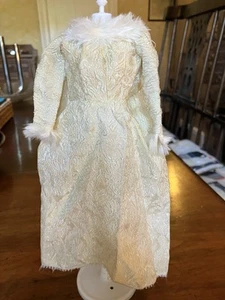 Vintage Mattel Barbie 1969 Winter Wedding #1880 White Label Dress TLC - Picture 1 of 10