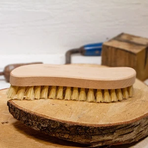 Polierbürste aus Holz für gewachste Holzflächen - Bild 1 von 3