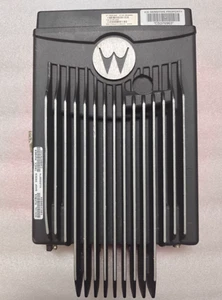 1pcs MOTOROLA vehicle station XTL 5000 /XTL5000, U segment 380-470MHZ - Picture 1 of 8