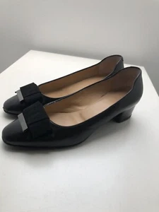 Russell Bromley Black Leather Shoes EU38 UK5 Slip On Bow Court Low Patent Heel - Picture 1 of 18