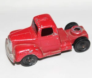 Remolque tractor plataforma cabina roja fundido a presión para autos de juguete Tootsietoy vintage - Imagen 1 de 5
