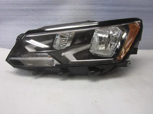 Faro lateral del conductor para Volkswagen Passat 2016-2019 OEM 561941005F - Imagen 1 de 14