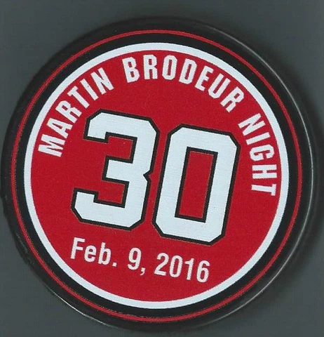 MARTIN BRODEUR NEW JERSEY DEVILS OFFICIAL RETIREMENT SOUVENIR PUCK 2/9 RARE #30 Cover