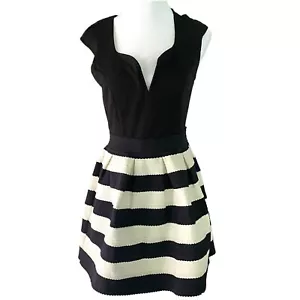 A'gaci Black and White Striped Fit and Flare Pleated Mini skirt Dress Large - Picture 1 of 13