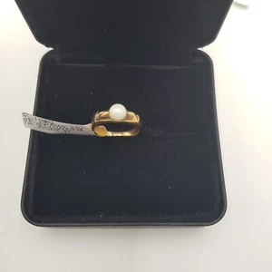 14CT YELLOW GOLD PEARL ROUND RING 5.1GMS PEARL X 1 DIAMOND X 2 0.01 - Picture 1 of 2