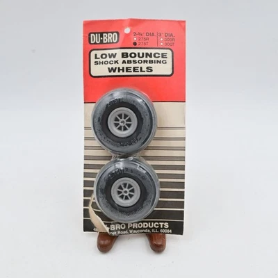 Du-Bro Low Bounce Shock Absorbing Wheels 275T 2-3/4" Diameter For RC Airplanes - Image 1 of 4