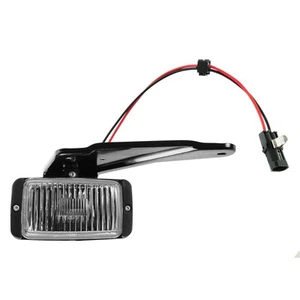 Right Fog Light Fits 88-99 C1500 88-00 C2500 C3500 K1500 K2500 K3500 - Picture 1 of 3