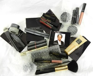 Ready to Wear Cosmetics Lot of 21 Pcs Brushes Eyes Lips Blush Brows ~NIP~ T370 - Picture 1 of 8