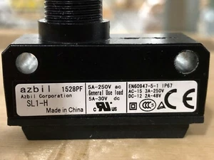 Interruptor de límite Yamatake/Azbil SL1-H - Imagen 1 de 2