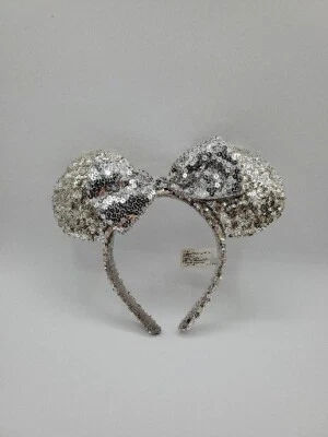 Arco plateado orejas de Minnie Mouse con lentejuelas plateadas de los parques de Disney  Foto 1 de 4